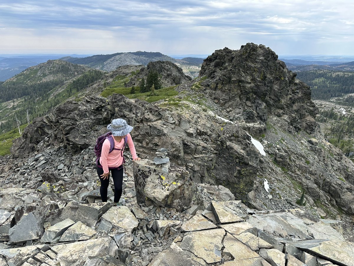 SeanCasserly's tweet image. Black Buttes, Tahoe National Forest 
#summitswagger #peakbagger