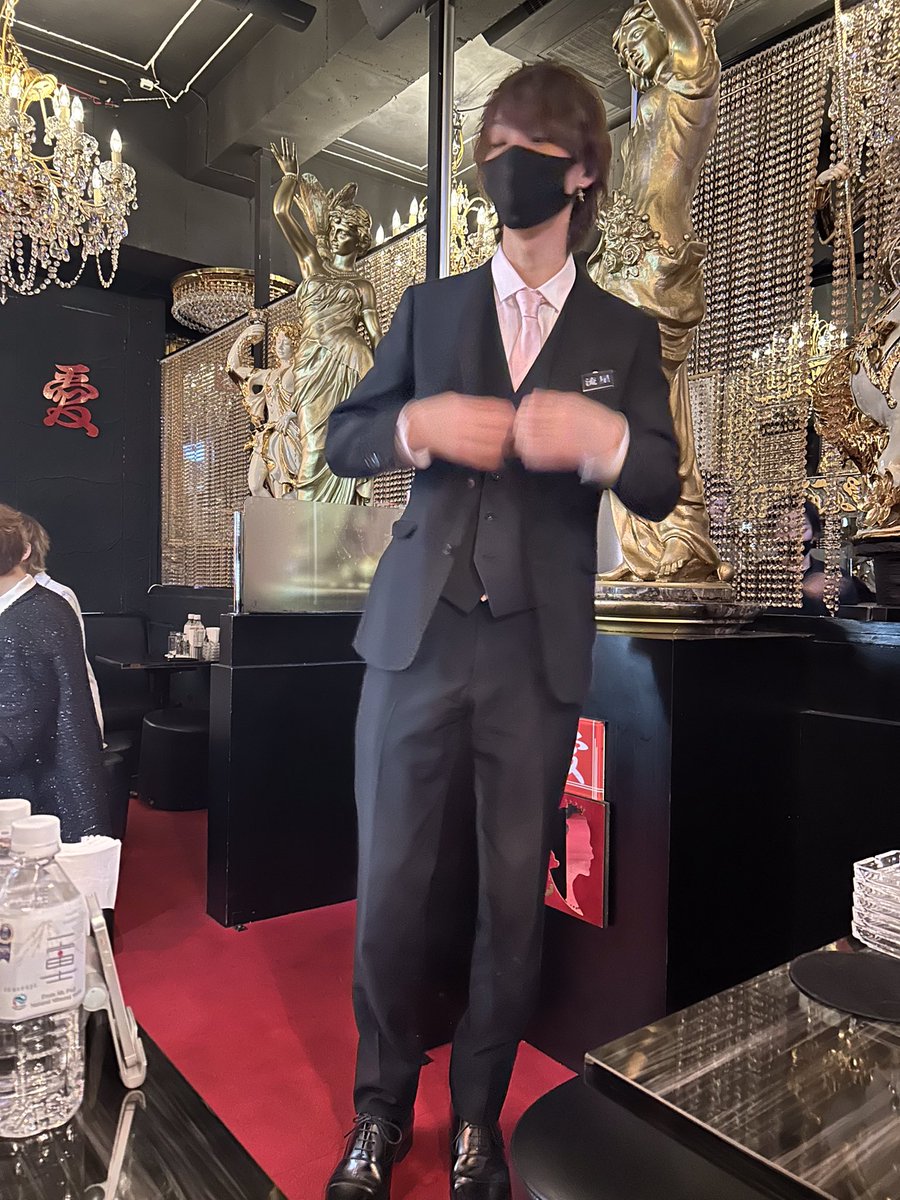 😂

垢抜けたなぁ。

パパ嬉しいよ😂

俺の息子

一緒に働いてます
#愛本店