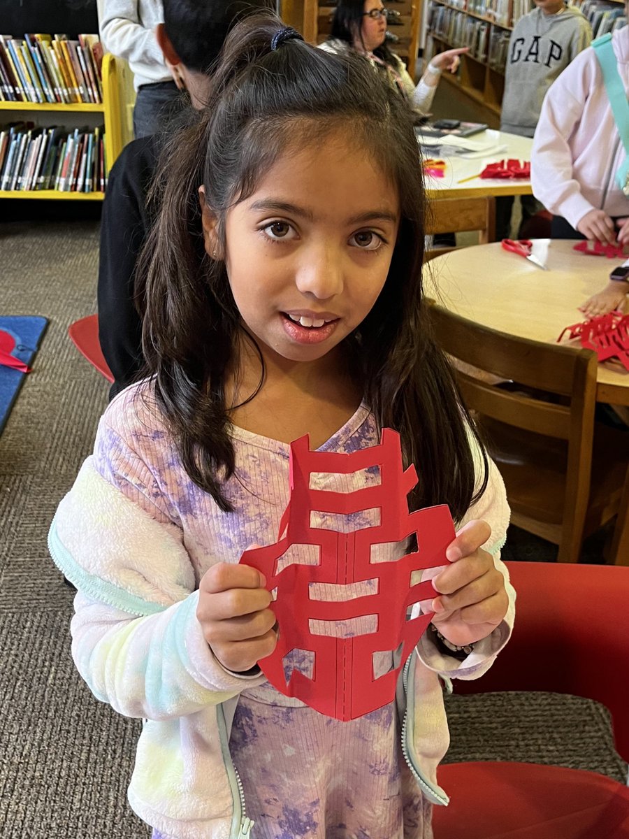yael gogolev (@yaelgogolev) on Twitter photo While 1st grade traveled to Mexico to learn about Feliz Ano Nuevo 🎇 & how to make papel picado decor 3rd grade traveled to Asia to learn about Lunar New Year 🧧 & how to make double happiness cut-outs #ewlearns <a href="/NorthSideEW/">North Side School</a> While 1st grade traveled to Mexico to learn about Feliz Ano Nuevo 🎇 & how to make papel picado decor 3rd grade traveled to Asia to learn about Lunar New Year 🧧 & how to make double happiness cut-outs #ewlearns <a href="/NorthSideEW/">North Side School</a>