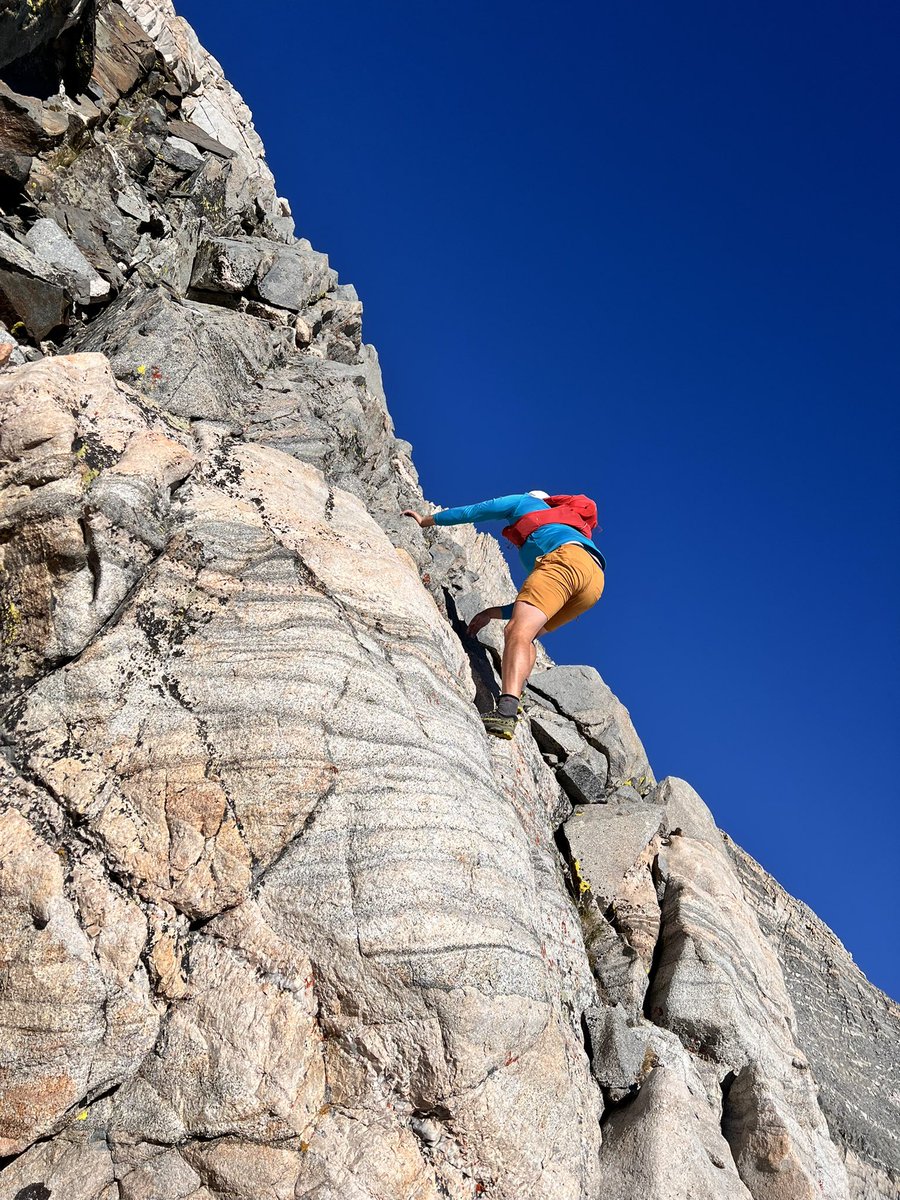 SeanCasserly's tweet image. Mt Gabb (13,741 ft)
Mosquito Flat -&amp;gt; Cox Col -&amp;gt; Italy Pass -&amp;gt; Pine Creek
#summitswagger #peakbagger