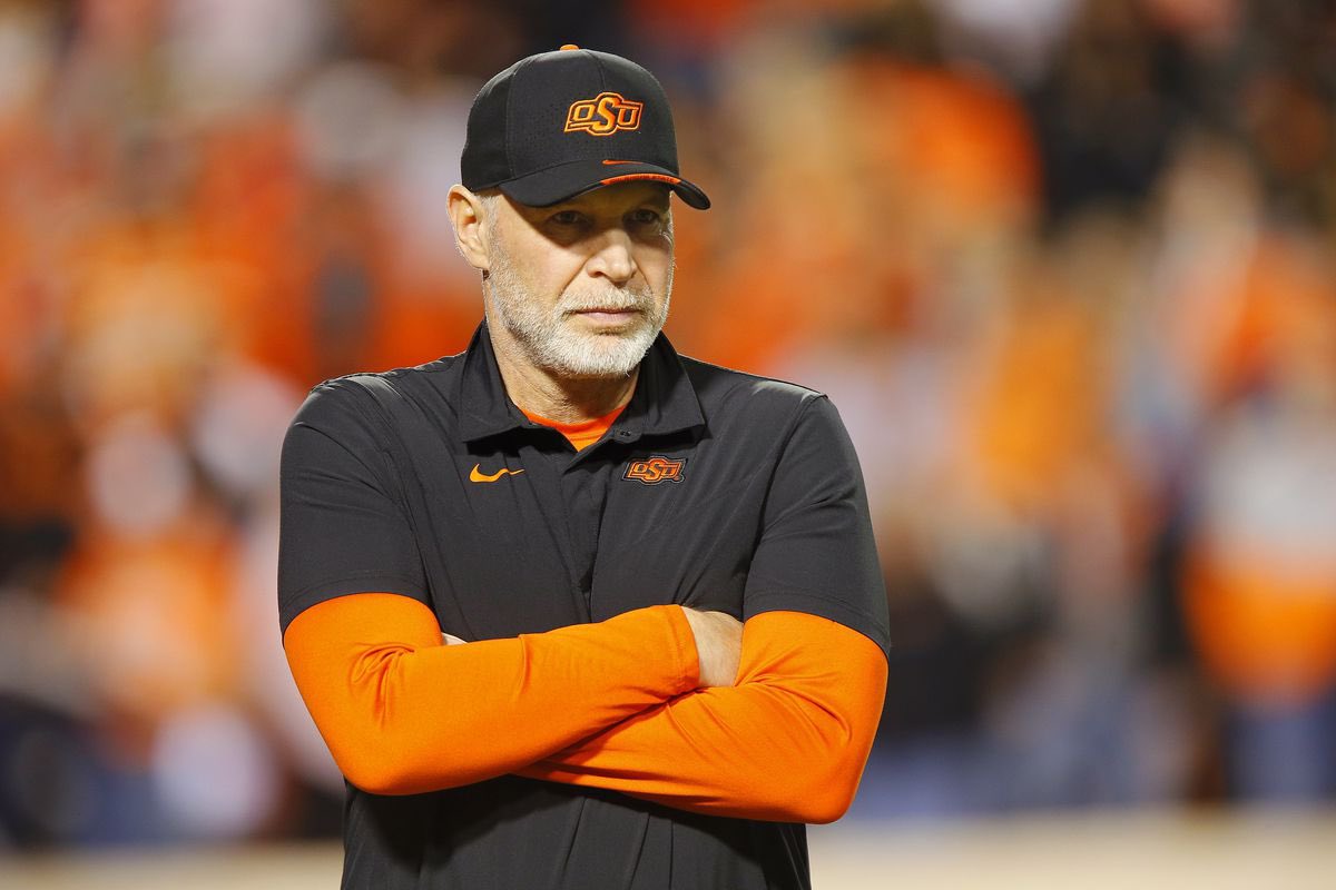 WillyFoosball's tweet photo. Dream Oklahoma State Staff

Head Coach: Zac Robinson
Offensive Coordinator: Brennan Marion
Defensive Coordinator: Jim Knowles https://t.co/fM7K2PfIMb