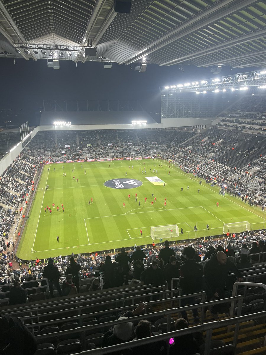 Would have taken the draw before the game. For anyone that asked what happens when Alisson is fit, he starts 👍🏼 on we go 🧣