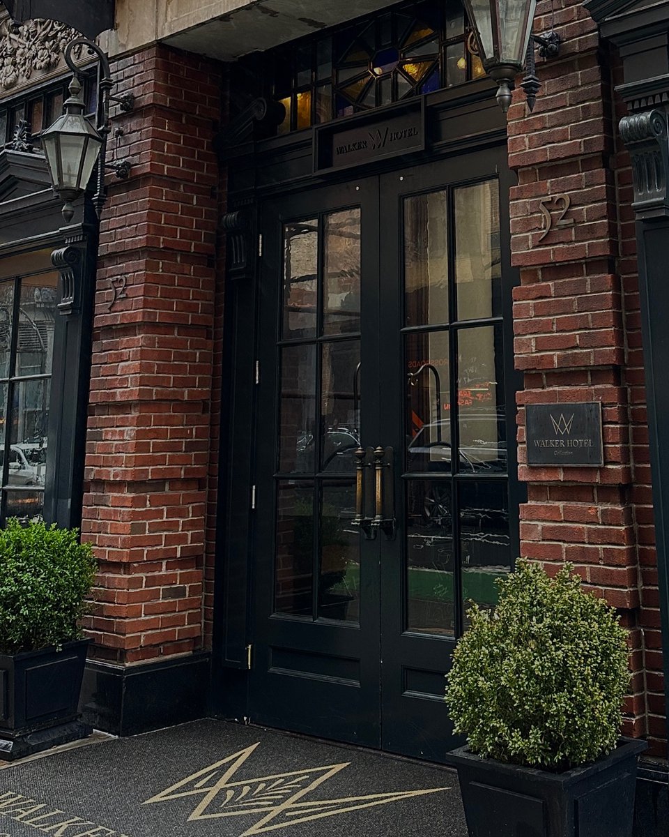 A day in the life at #WalkerGV with <a href="/estherys/">esther yida</a> 🌆