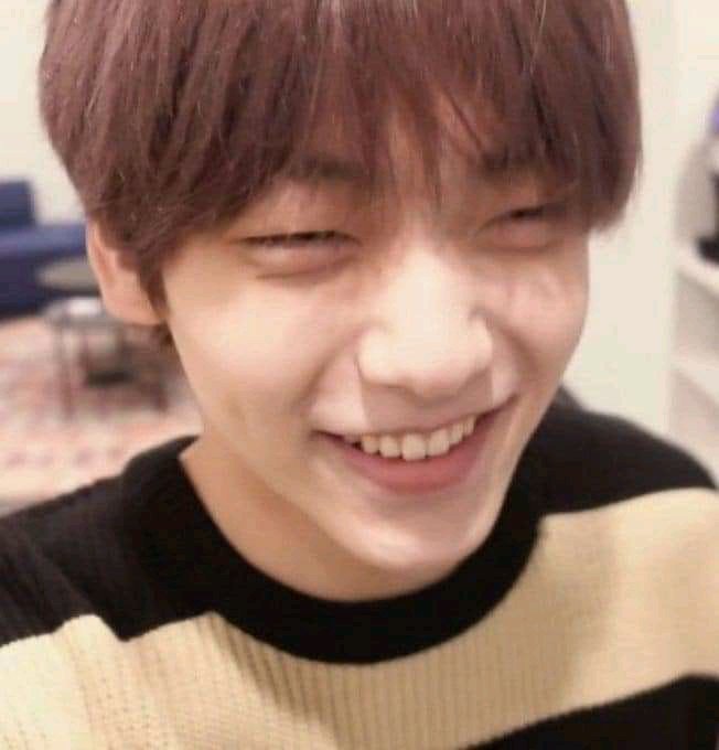 MoaLT304's tweet photo. ¡¡¡Feliz cumpleaños a nuestro hermoso l��der que es el lindo hogar de MOA y que siempre nos trasmite paz y tranquilidad con su presencia!!! 😭🐰🤍✨🏡

THROUGH EVERY SEASON WITH SOOBIN
#OurOceanOfLoveSoobin
#수빈이가눈꽃으로피워낸한페이지
#スビンの笑顔はMOAの幸せ https://t.co/vZqzczqS4F