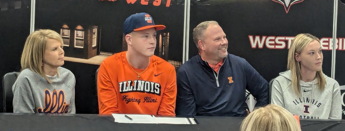 LakotaWestFB's tweet image. Great players, great young men, great families...congrats on the signings of @GrantBeerman  to @IlliniFootball - @luka_gilbert  to @CanesFootball - @VincentG83  to @BG_Football