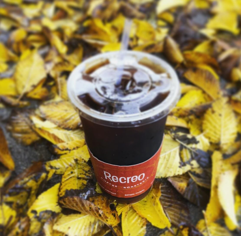 WashTone's tweet photo. 🎄 December is here! ❄️

WashTone Media is featuring local businesses daily! Today’s spotlight: @elrecreocoffee in Boston. ☕ Shop local, sip great coffee!

#ShopLocal #BostonCoffee #WashToneMedia https://t.co/OA1Mo4THOk