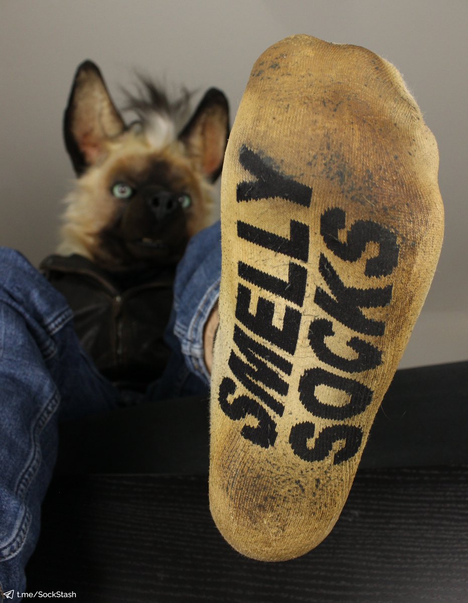 Alright, you ready to have that sticky sock pressing down on your face?
I'm telling you, once it's on there it won't be coming off for a while. And that's not even talkin' about the stink. Oh yeah, that one's gonna be with you for the next couple days at least.