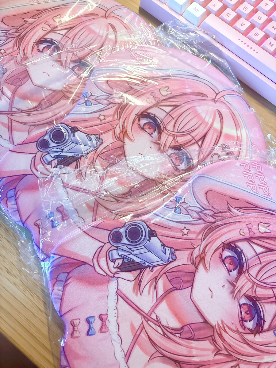 su_niii's tweet image. I have 3 Pippa flatpads left ! Come get them on my store. 
#pippa #phaseconnect