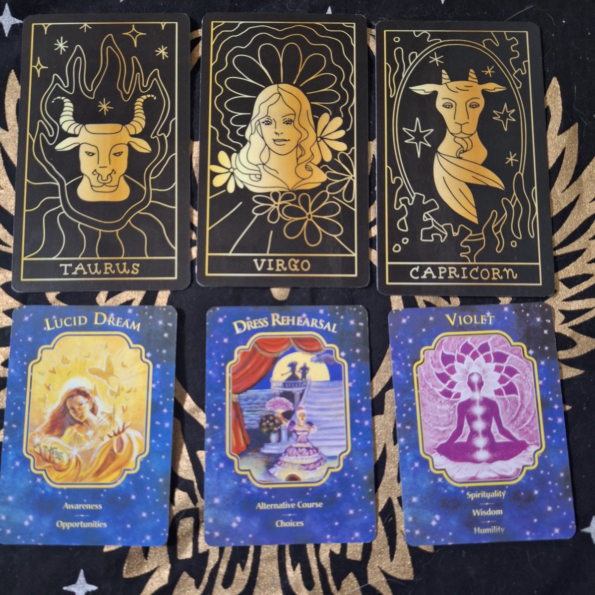 PHOEN1XDRAGON's tweet photo. ☯ 5 ARALIK GÜNLÜK Melek  Mesajları Tek Kart Tarot Gündemi

¡Etkileşim Verenlere niyetlendim!

𖤓 Güneş | ⅍ Yükselen  | ☽ Ay 

➣Günün Mesajları Burçların altında yazmaktadır.
(Sistem yeniden yerine oturana kadar foto paylaşımlı olacak)

🜂ATEŞ ELEMENTİ
♈︎ Koç
★Mutfak
☆ Oluşturma

♌︎ Aslan
★Turuncu 
☆Yaratıcılık 
☆Değiştirmek 

♐︎ Yay
★ Yılan
☆Yeniden doğuş 
☆Serbest bırakmak 
☆Entegrasyon 

🜃TOPRAK ELEMENTİ 
♉︎ Boğa
★Lucid Rüya 
☆Farkındalık 
☆Fırsatlar 

♍︎ Başak
★ Genel Prova
☆Alternatif deneyimler
☆Seçimler

♑︎ Oğlak 
★Menekşe
☆Maneviyat
☆Bilgelik
☆Tevazu

🜁HAVA ELEMENTİ 
♊︎ İkizler 
★Güneş 
☆Aydınlatma
☆Büyüme
☆Tanrı Enerjisi 

♎︎ Terazi
★Su
☆Duygular
☆ Başlatma
☆Gençleştirme

♒︎ Kova
★Karahindiba 
☆Canlılık
☆Yetkilendirme 
☆Sabır

🜄SU ELEMENTİ 
♋︎ Yengeç
★ Yüksek Konsey
☆ Evrim
☆ Bilgi
☆Potansiyel 

♏︎ Akrep
★ Periler
☆Çevre
☆ Oyun/Eğlence zamanı 
☆Sihirler

♓︎ Balık
★ Yeni/Büyüyen Ay
☆ Gonsepsiyon
☆İç Benlik
☆Genleşme

『 Dileyen arkadaşlar benden özel danışmanlık hizmeti alabilirler. Yapmaları gereken tek şey benimle iletişime geçmeleri olacak』

#tarot #oracle #kehanet #rune #astroloji  #burçlar #zodyak #signs #motivasyon  #günlükmotivasyon  #koç #boğa #ikizler #yengeç #aslan #başak #terazi #akrep #yay #oğlak #kova #balık #PhoenixDragon #PhoenixDragonTarot 
#TarotZilla #keşfet #kesfet
