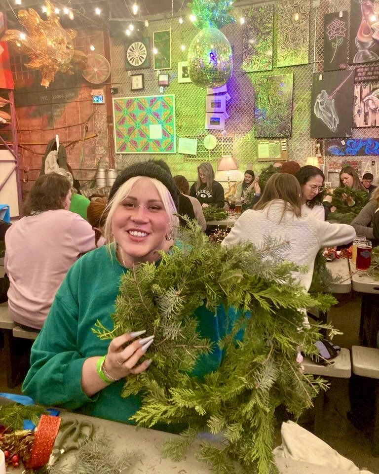 BACK BY POPULAR DEMAND! Join us this Monday, December 9 at Crafty Mondays for winter wreath making! ❄️

Using real greenery, ribbons, ornaments, berries, and more, come craft a beautiful winter wreath for your home! 🎄

TICKETS ON SALE AT coldgarden.ca/crafty-mondays… 📲