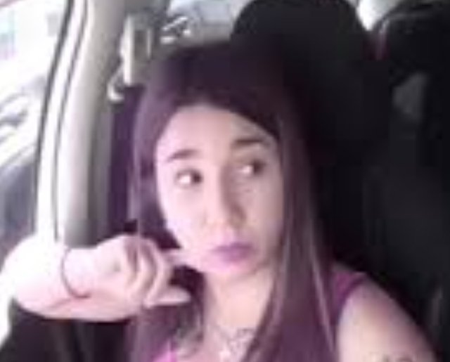 popepa5's tweet photo. Los venecos tienen en las redes sociales humillada a esta chilena por un charchazo, pero nadie habla  de que empalaron unos venecos culiaos a un niño de 10 años, ahí se quedan callados los maricones. https://t.co/NBhNbLoxMG