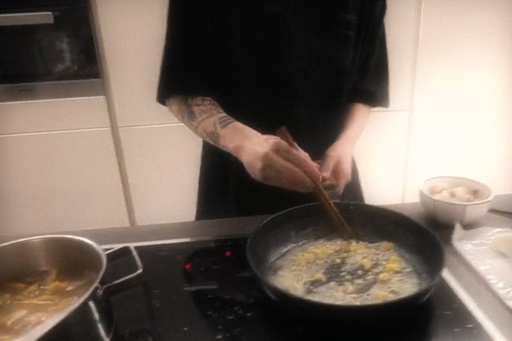 Fazendo comida para um batalhão