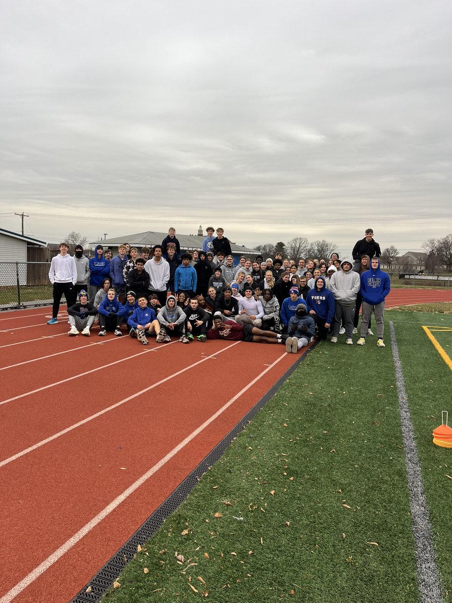 coach_bare's tweet photo. Cedar Crest Winter Track &amp; Field kicked off their season today with a new program record - 81 diehards who want to be the best version of themselves. EIGHTY-ONE ‼️ “You didn’t wake up today to be average; you woke up to be great!” Let’s Go 💯 https://t.co/zqkSXRIWfe