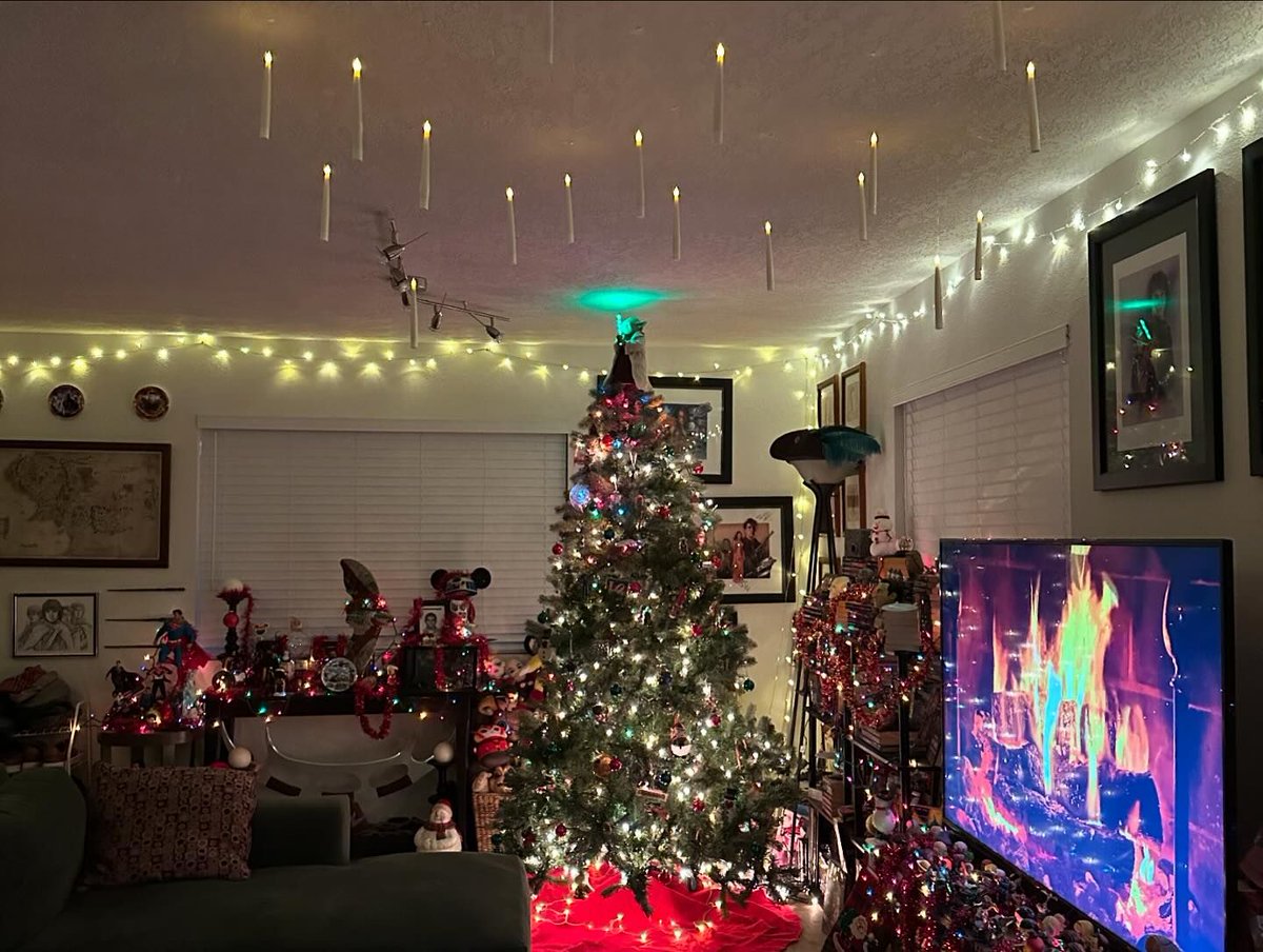 I love Christmas... it's my favorite holiday. I love decorating my place up.