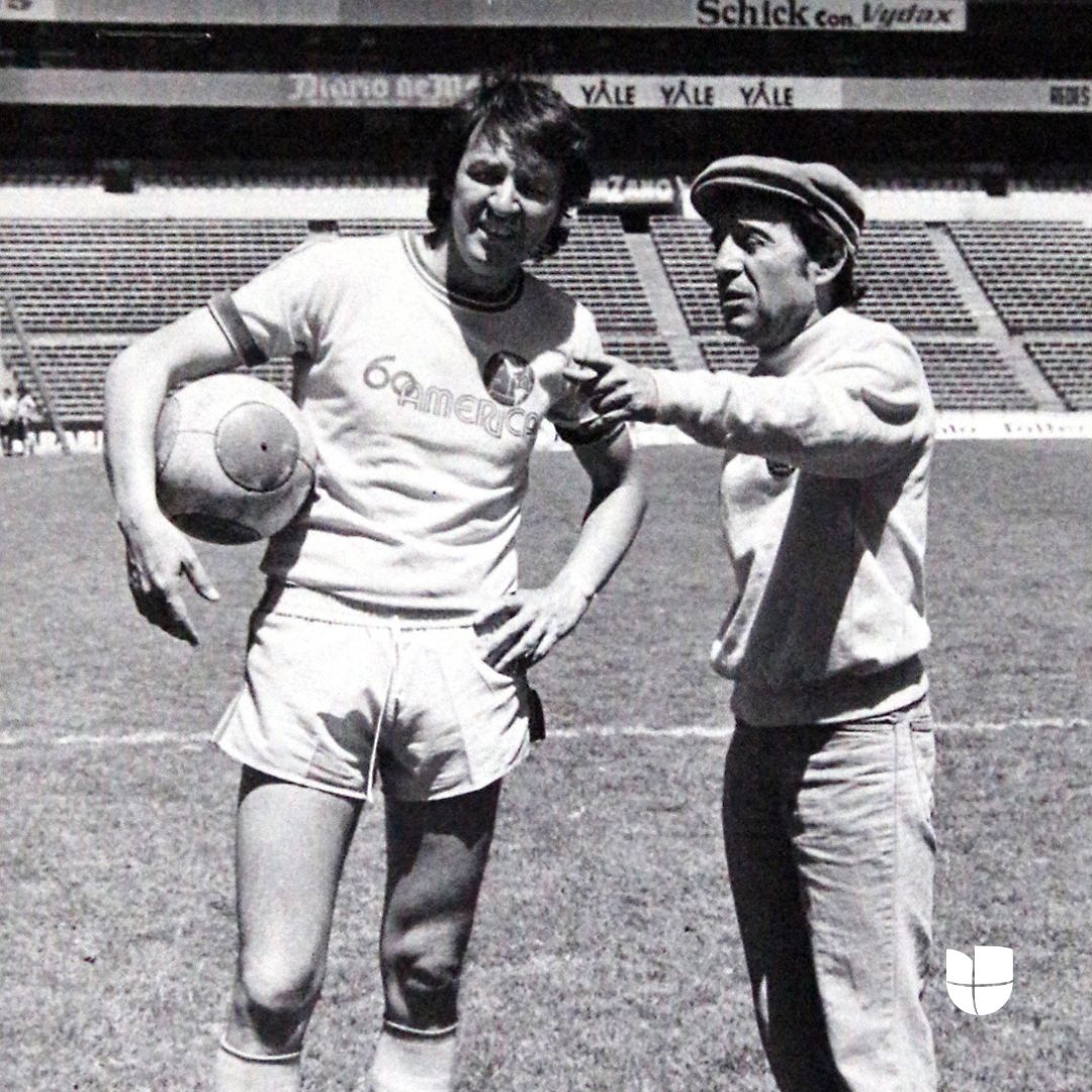 Univision's tweet image. ¡Prepárate para una dosis de risas con el legendario #RobertoGómezBolaños! 😂🎬 Una comedia mexicana que nunca pasa de moda y ahora puedes disfrutarla en @vix ➡️ bit.ly/3D1LmVi ¡Las carcajadas están garantizadas! 😆✨ #ViXContent #ViX #ComediaDeLeyenda

#PelículaMexicana