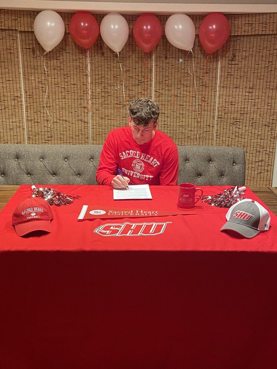 Christopher Leggett tweet media