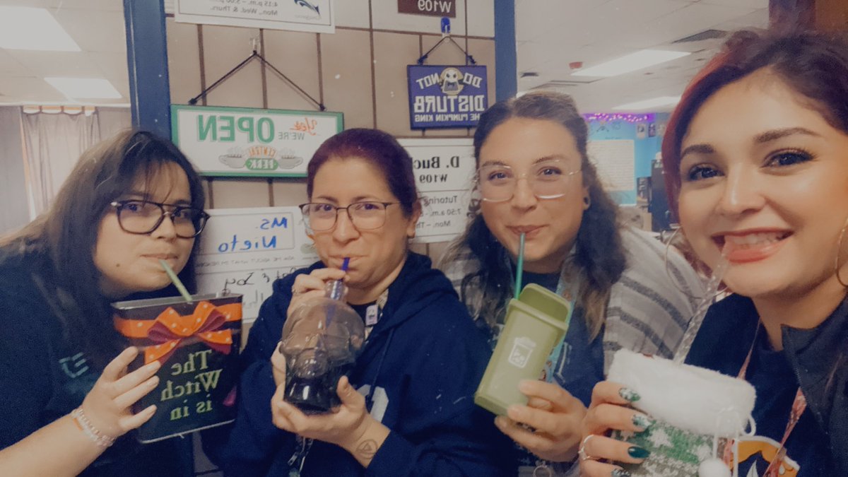 Mrs_DeeBuck's tweet photo. And for Wacky Wednesday’s super secret spirit day: anything but a cup 🥴  Kids were baffled, teachers were cracking up, and so much fun was had by all 🤪 @DVHSYISD @VHairston_DVHS @LRocha_DVHS  #AbsolutelyLoveDV #MyColleaguesRock https://t.co/JeLKYs5Tyg