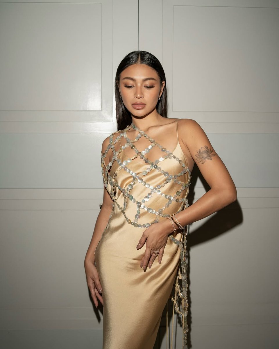 NaddictsOfc's tweet photo. Maraming salamat po, PMPC, for this incredible honor. I’m truly humbled to be your 39th Best Actress.

Grateful to @mikslmnc and @viva_films for the opportunity to be part of Deleter— this recognition is as much yours as it is mine.

#NadineLustre

📷 241204 nadine's IG update https://t.co/hNJW5jmc4o