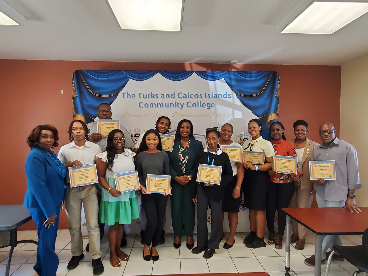 🎉 Congratulations to our Dean's List Awardees! 🎉

👏 We're celebrating the hard work and dedication of our outstanding students from Providenciales who have made it to the Dean's List! #ProudMoment #TCICCDeansList #TCICC #AcademicExcellence #TCICC30thAnniversary
