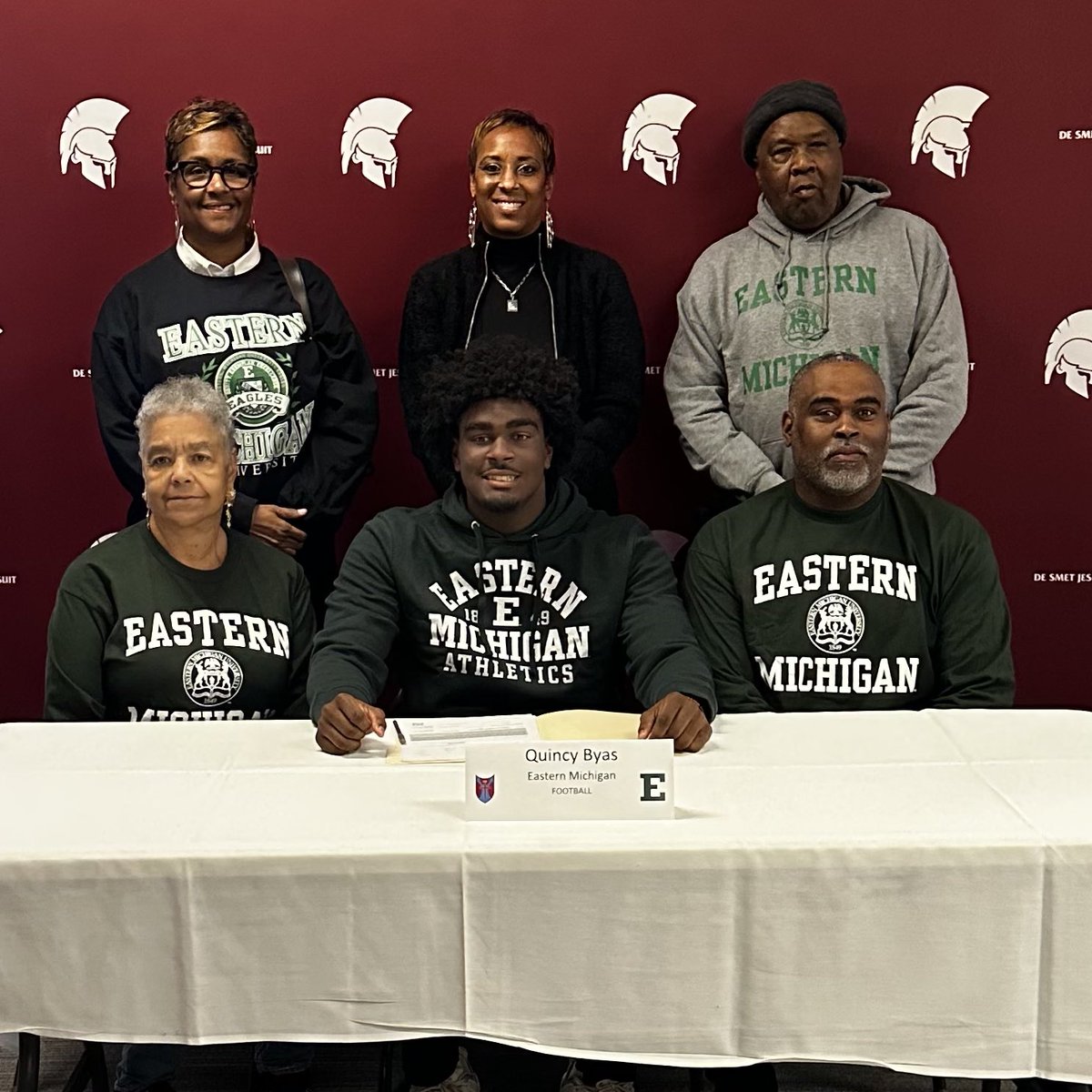 De Smet Jesuit tweet media