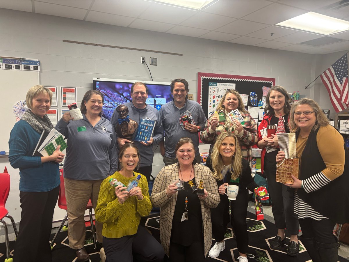 The Southwest Division had an incredible meeting! 🎉 Highlights included learning about Project Momentum and insights from <a href="/MnDeptEd/">Minnesota Department of Education</a> 's Early Learning Leaders on P-3 Alignment. 🌟 Great collaboration and networking! 🤝 #MESPA #StrongerTogether #EarlyLearning