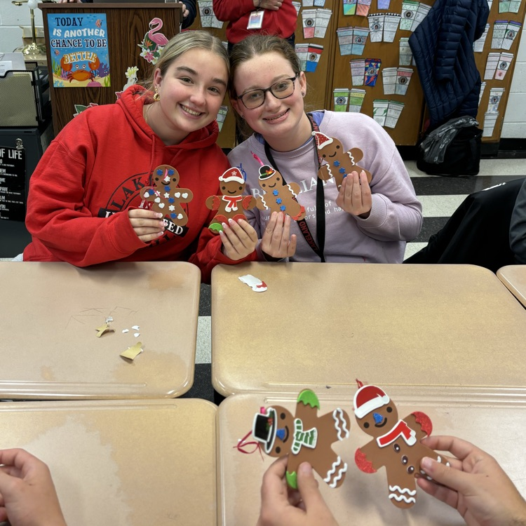 LRHSNJ's tweet photo. Gingerbread celebration! Unique creations for unique individuals. UNIFIED CLUB and ERASE CLUB. #unified_generation #SONJ https://t.co/5hU6JnzgDA