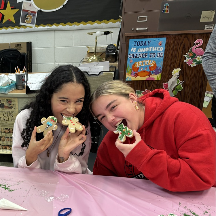 LRHSNJ's tweet photo. Gingerbread celebration! Unique creations for unique individuals. UNIFIED CLUB and ERASE CLUB. #unified_generation #SONJ https://t.co/5hU6JnzgDA