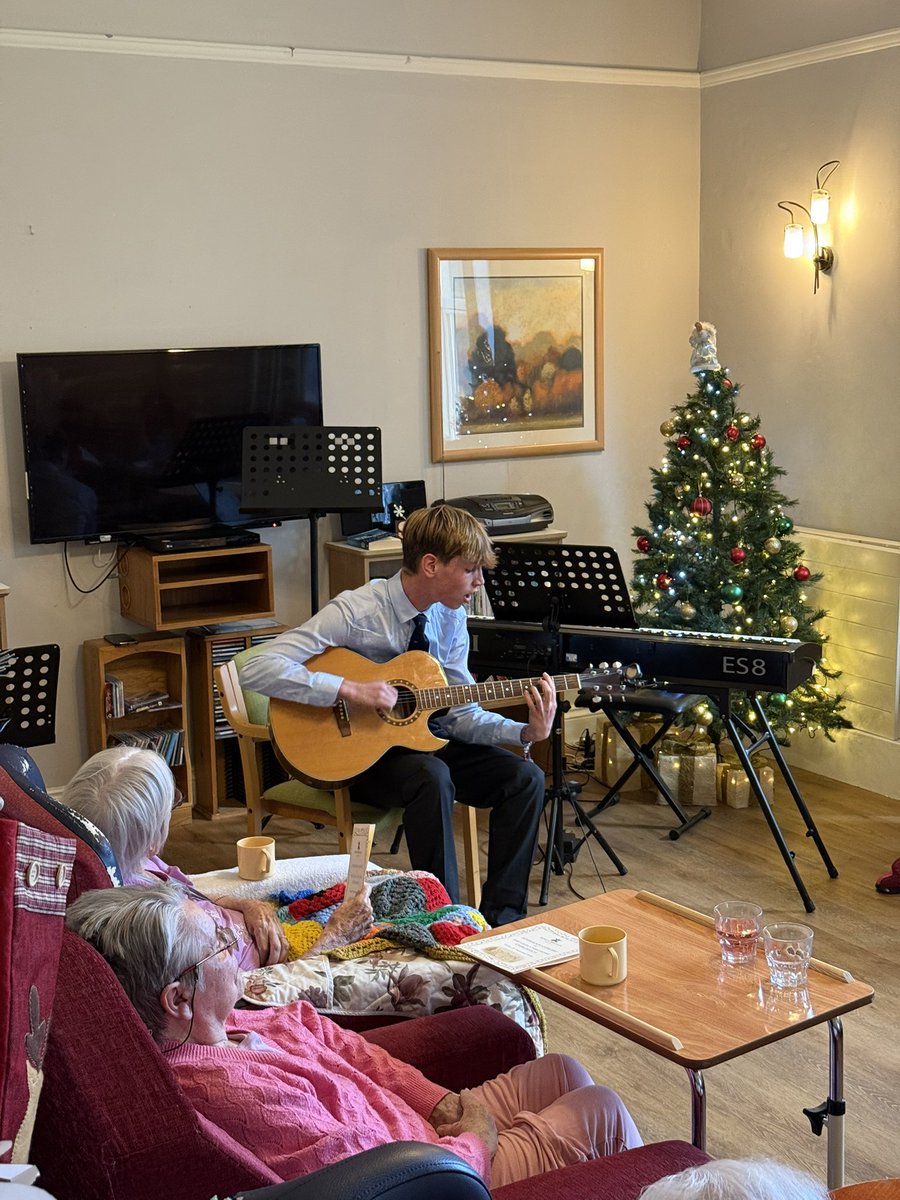 King's Bruton Music (@ksbmusicdept) on Twitter photo Well done to pupils from the Music Enrichment activity on giving an impressive recital at the Glen Care Home <a href="/KingsBruton/">King's Bruton</a> #KSBCommunity #KSBQuality #KSBMusic Well done to pupils from the Music Enrichment activity on giving an impressive recital at the Glen Care Home <a href="/KingsBruton/">King's Bruton</a> #KSBCommunity #KSBQuality #KSBMusic