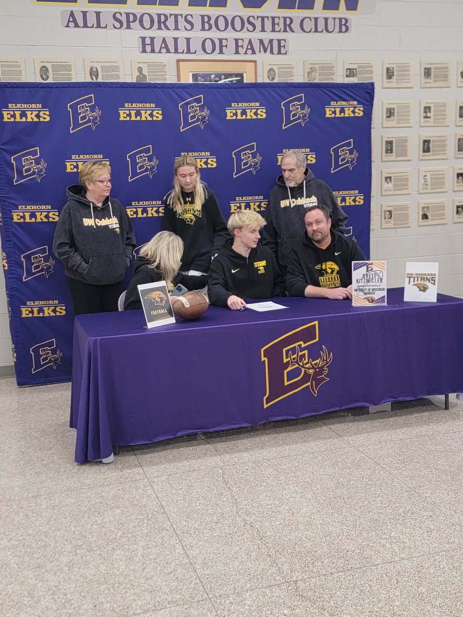 ElkhornFB1HERD's tweet photo. Congratulations to @KitzmillerBrett on signing with @UWOFootball https://t.co/2WgyfS4LOV