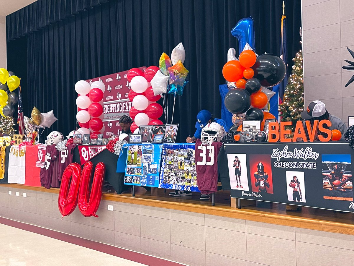 MrsRLHS's tweet photo. Congratulations!! Soaring into your amazing futures… @Michael_fasusi7 @SeanHutton64 @SeanOliver33 @2ephen, you will be missed @LewisvilleHS but you all are gonna do GREAT things 😊🙏 #highschoolfootball #signingday #sooner #beaver #falcon https://t.co/R3ACzOw2rj
