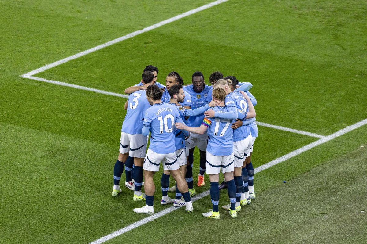 JeremyDoku's tweet photo. A needed win to put us back on track and moving forward! Now it’s time to build on this. Thank you to the fans for always supporting us 💙 Glory to God Always 🙏🏾🙌🏾 https://t.co/mYZpnq482l