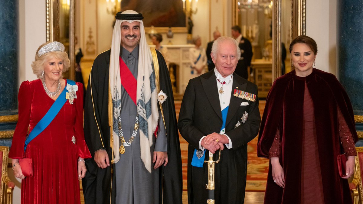 سعدت بلقاء الملك تشارلز الثالث والملكة كاميلا وأعضاء الأسرة الملكية البريطانية في زيارة الدولة إلى المملكة المتحدة الصديقة، والتي مثلت فرصة هامة لمواصلة تعزيز علاقاتنا التاريخية وتطوير شراكتنا الاستراتيجية في مختلف المجالات. وأشيد بالمباحثات المثمرة مع رئيس الوزراء كير ستارمر،