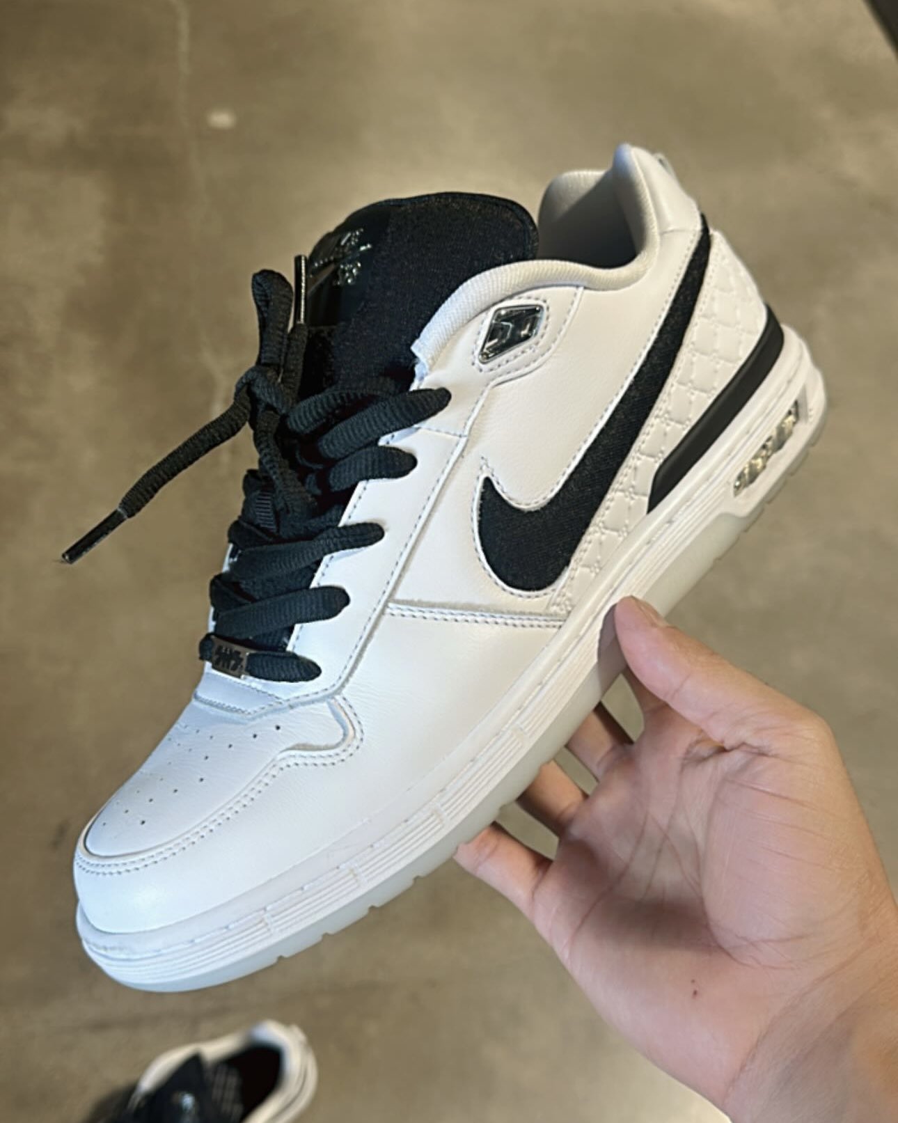 Sole Retriever on X:  