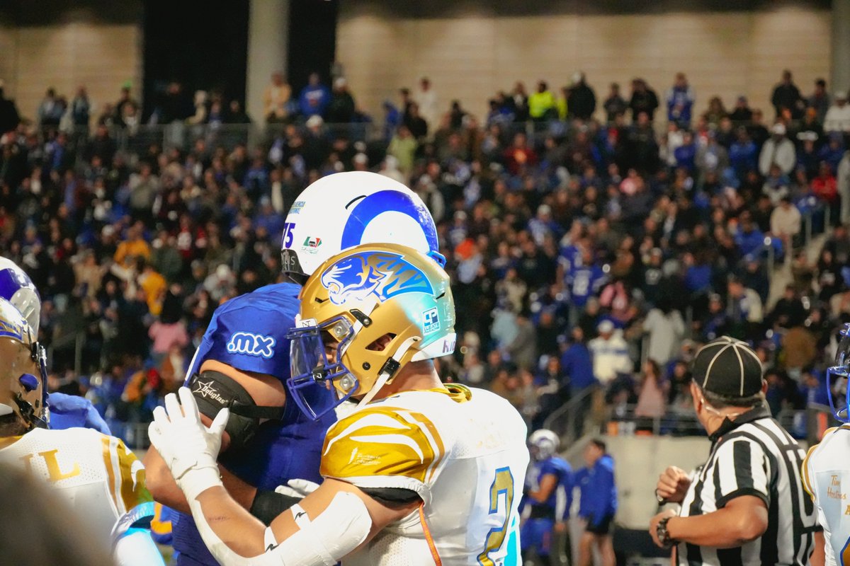 MXdominios's tweet image. 💙¡Así se vivió la gran final entre @BorregosMty y #AuténticosTigres!🎉
 
En Dominios MX, estamos orgullosos de haber acompañado este viaje como patrocinador oficial. Sigamos conquistando retos, dentro y fuera del campo. ¡Felicidades, campeones! 👏🏆

#OrgulloBorrego #DominiosMX