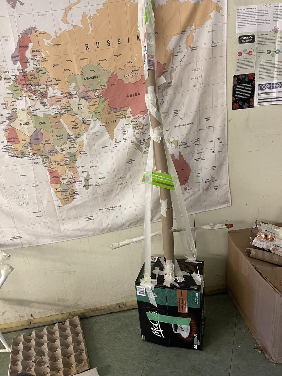 MsStevens_'s tweet photo. Building structures and pulleys doesn’t always have to be pretty. It’s about applying what we’ve already learned and then learning what materials work best to build what they’ve envisioned. https://t.co/sBnD1Vs91r