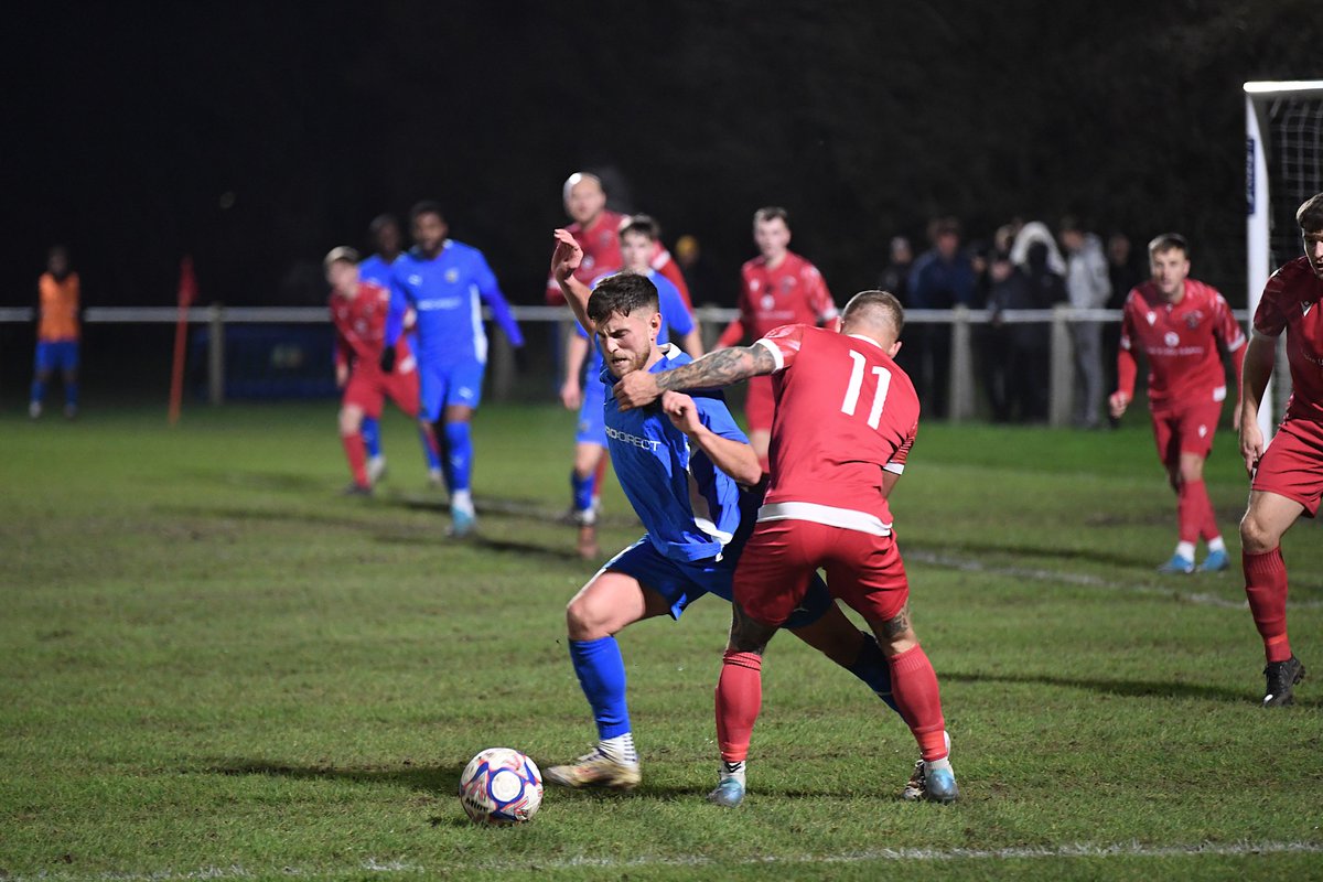 A busy  few days on the road in Hull, Whitby and Southampton  so it was good to just potter down the road and stay local watching Thornton Cleveleys in Cup action under the lights against Radcliffe.