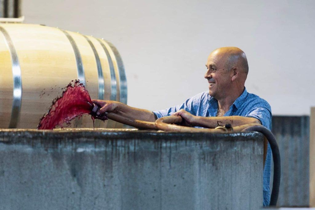 David Lowe doesn’t believe chardonnay has a future in his region, Mudgee. He’s spent years and a lot of energy looking for a substitute. buff.ly/41h10Gc