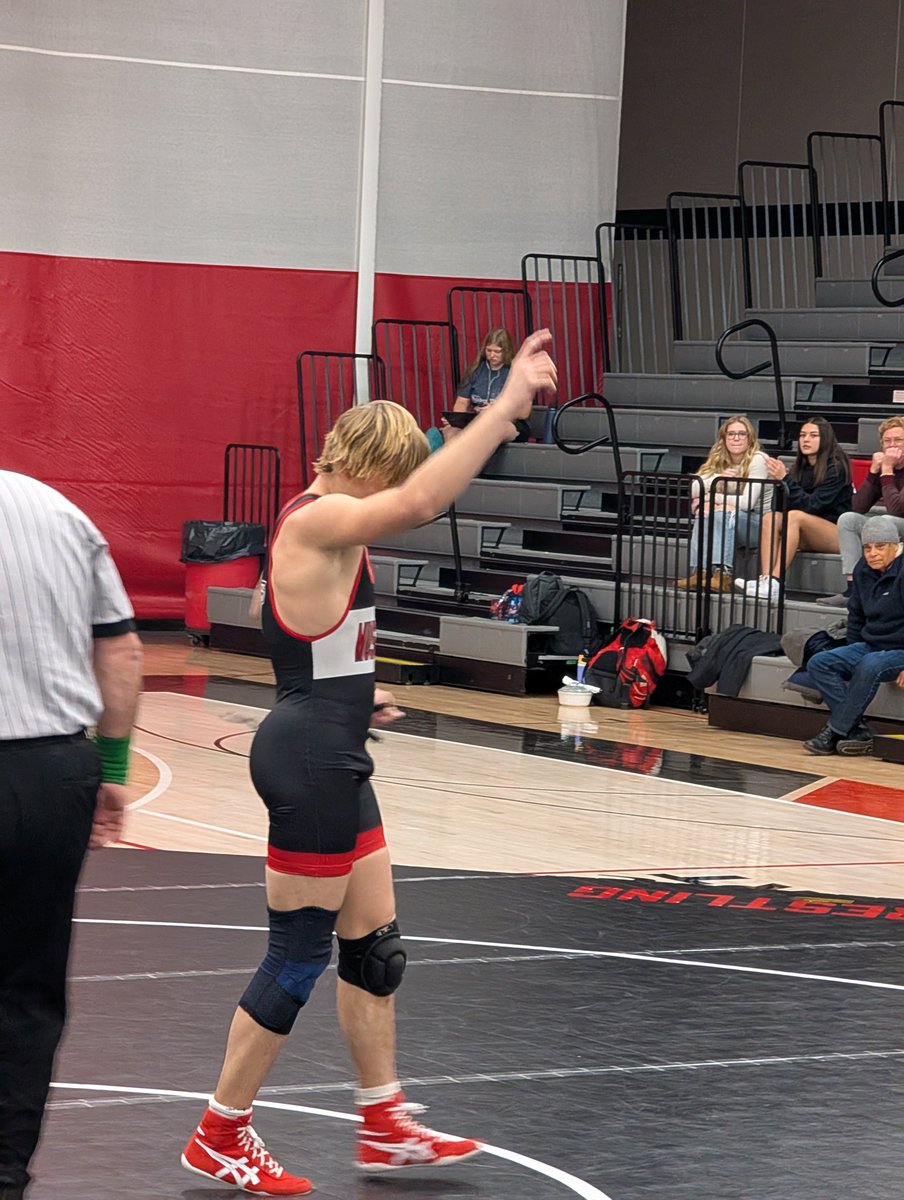 Congratulations to senior Cole Reid on earning the 100th win of his career! Way to go Cole!! <a href="/1WarriorMHS/">1WARRIOR</a> <a href="/MNSDIrvine/">Todd Irvine</a> <a href="/MHSBavlnka/">Andrew Bavlnka 🇺🇸</a>
