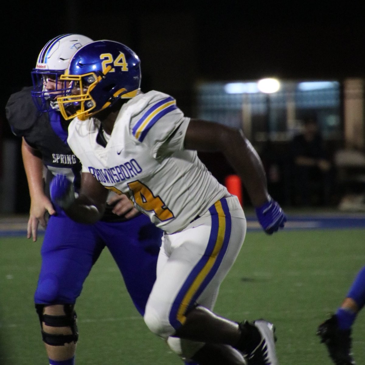 Javarius Bell
- Position: DL
- Size: 6'3" 260
- HS: Brownsboro (4A)
- Location: Brownsboro, TX
- Social: <a href="/javariusB24/">javarius</a> 

"Has a unique skill set... future NFL 3 tech." - GJ Kinne