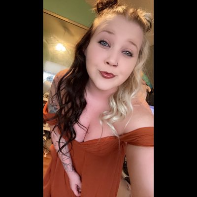 CiandraLowe's tweet photo. #NewProfilePic https://t.co/qZjmU616xr