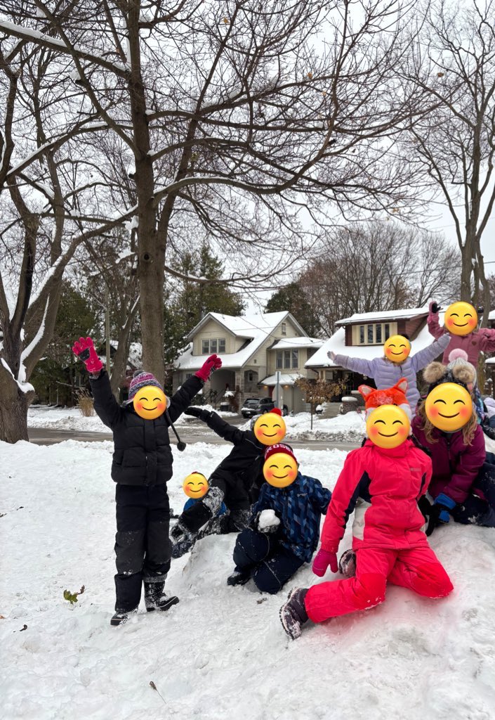 We sure have been busy welcoming winter this week! ❄️☃️🩵