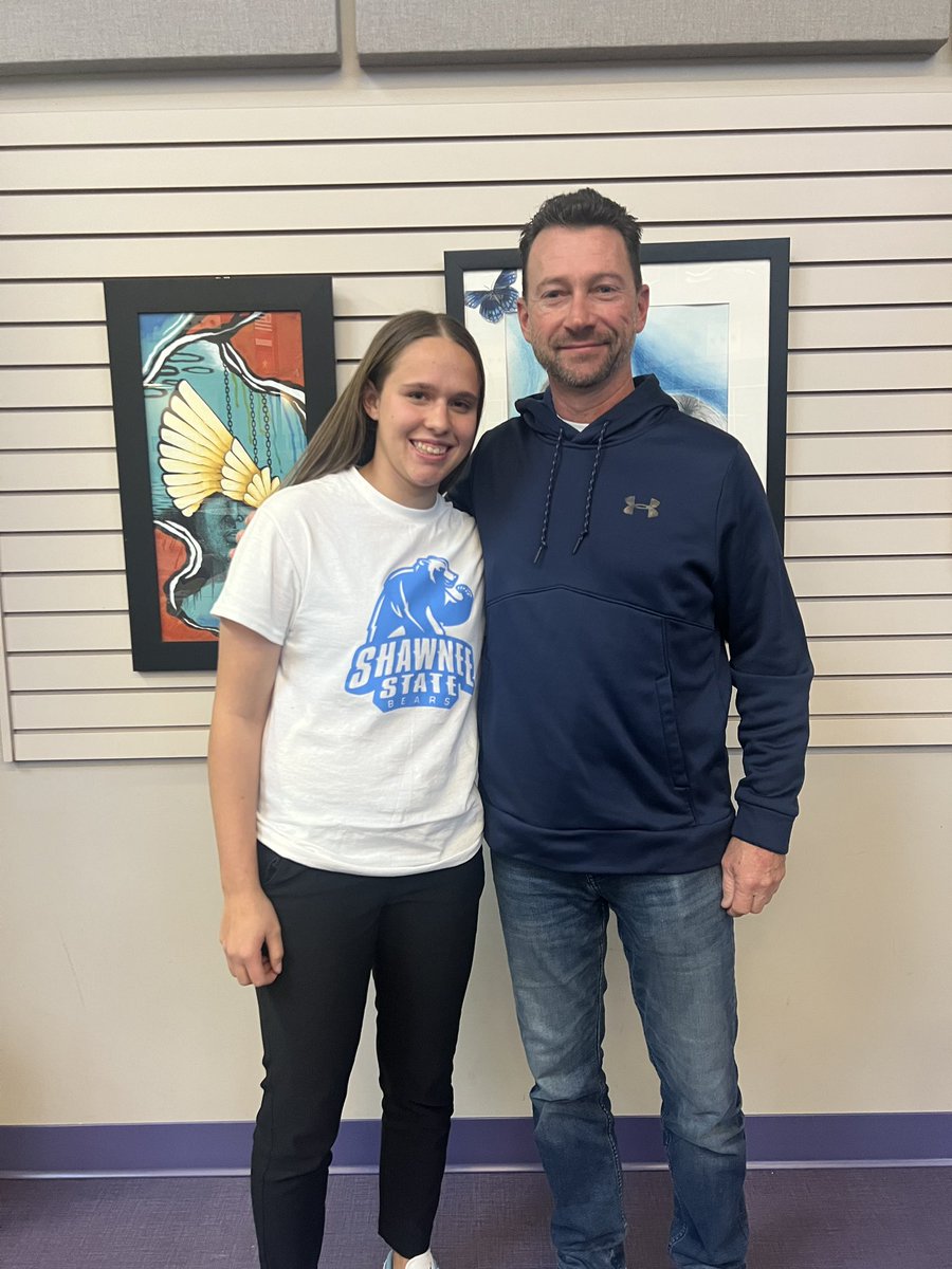 Our very own #9 Morgan Christopher  signing her letter today…way to go Mo, well done!

#GoBeGreat
#WeAreStorm