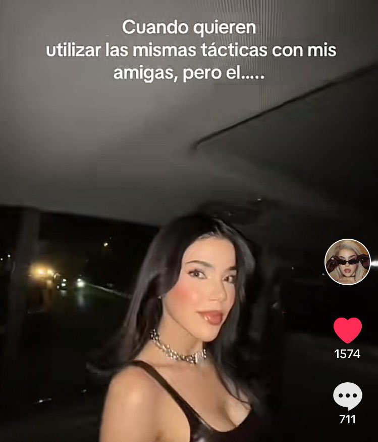 KeninisMxOFC's tweet photo. ¡Con la niña NO! https://t.co/hGPOVzMvft