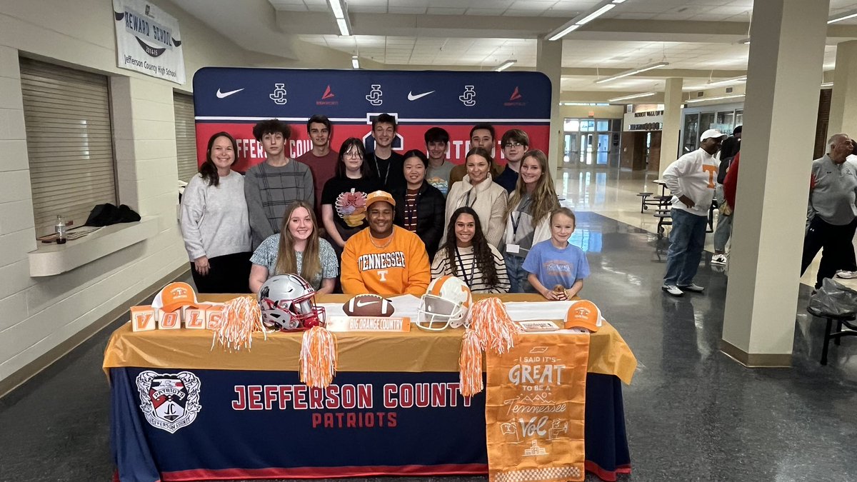 Officially a Vol! First off thank you  God and secondly thank you to every coach and player and community member who helped me develop. Jefferson County means so much to me and I’m glad I get the chance to represent you ! 🍊🍊