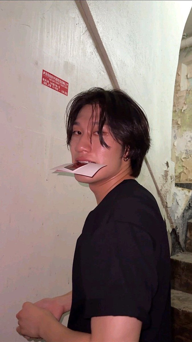 f a y e🦊♡ tweet media