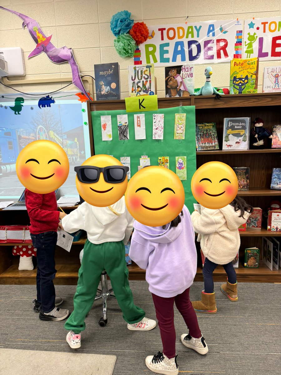 To celebrate our One School One Book program, we are voting on our favorite student-created Humphrey bookmarks. It’s so hard to choose…they are all ⭐️AMAZING!⭐️ #ccs118life