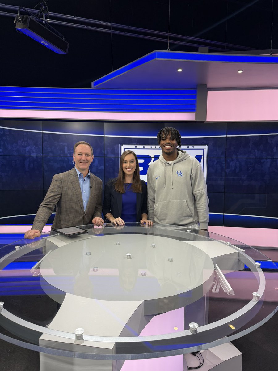 BBN Tonight (@bbntonight) on Twitter photo Frankfort, KY native, <a href="/JaveonCampbell/">Javeon Campbell</a> joins us now!!
The 4-star tells us why <a href="/UKFootball/">Kentucky Football</a>! #BBN Frankfort, KY native, <a href="/JaveonCampbell/">Javeon Campbell</a> joins us now!!
The 4-star tells us why <a href="/UKFootball/">Kentucky Football</a>! #BBN