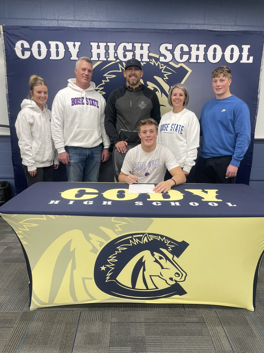 Cody Football π (@codybroncfb) on Twitter photo Congratulations <a href="/ChaseHatch2025/">Chase Hatch</a> on signing with Boise State π !@BroncoSportsFB <a href="/wyopreps/">WyoPreps</a> <a href="/WyoVarsity/">WyoVarsity</a>
#1More Congratulations <a href="/ChaseHatch2025/">Chase Hatch</a> on signing with Boise State π !@BroncoSportsFB <a href="/wyopreps/">WyoPreps</a> <a href="/WyoVarsity/">WyoVarsity</a>
#1More