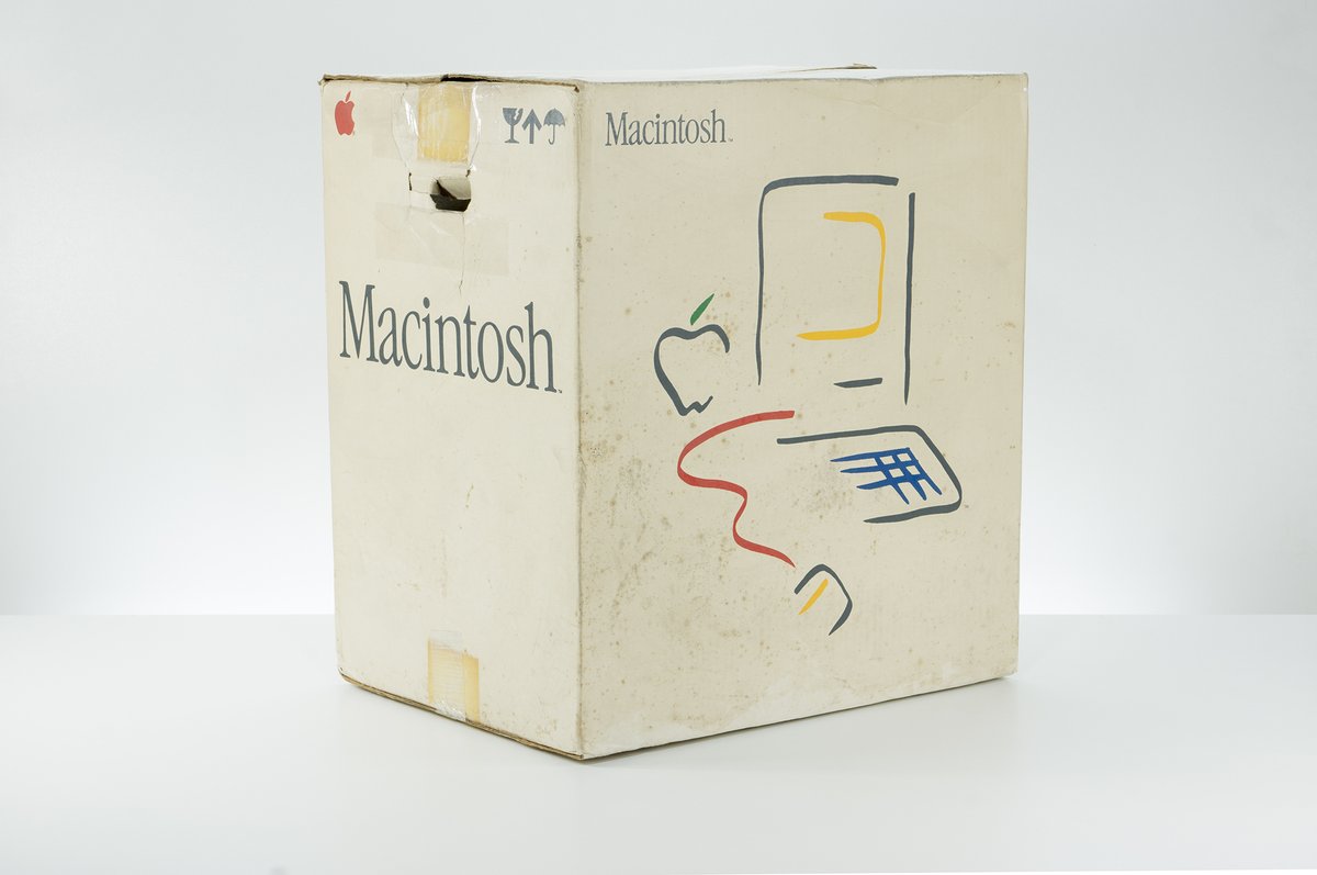 jdomito_'s tweet image. THE 1984 Macintosh packaging ––

Inspired by Picasso and designed by Tom Hughes and John Casado