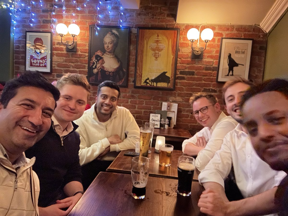 talk_dr's tweet photo. It was a real honour to be invited to train the UCH registrars in all things FRCS… thanks for the invitation @dalrympleja @RoryDyke #FRCS #meded https://t.co/rQ0NsptuRE